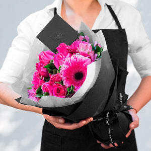 Bouquet Rosas, Mini Rosas y Gerberas -Fuchsia. Flores con envio CDMX DF Mexico Ponch y Caprico.